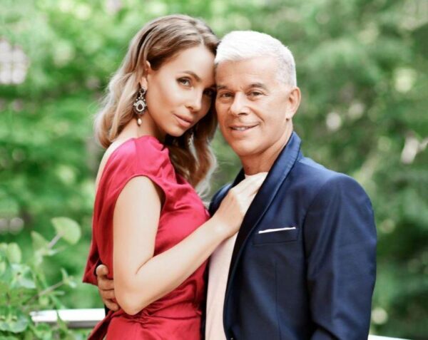 Супруга Олега Газманова показала страстное фото с мужем