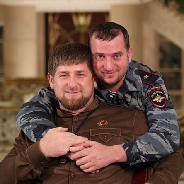 Замглавы МВД Чечни призвал "шайтанов", распространявших слухи о заговоре против Кадырова, "прятаться"