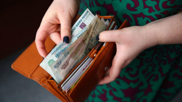 Почти 11 миллионов рублей липецкое предприятие задолжало своим работникам