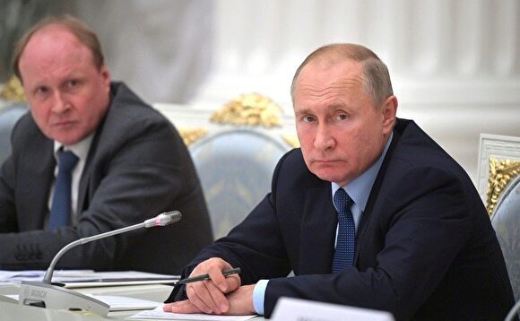 Путин заявил о необходимости создания норм русского языка для СМИ и органов власти