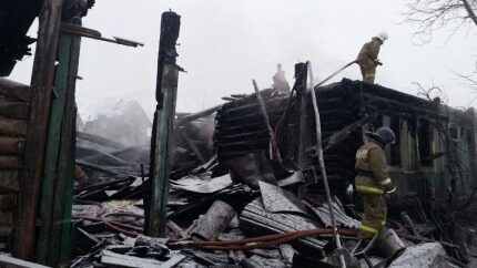 В Саткинском районе при пожаре погибли два человека
