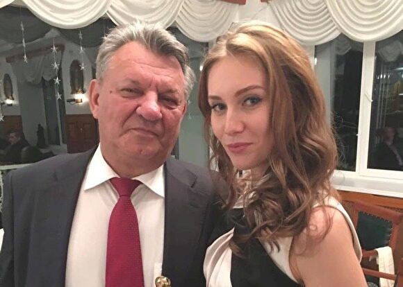 72.ru: жена бывшего гендиректора АНПЗ подала иски о разводе и разделе имущества на ?80 млн