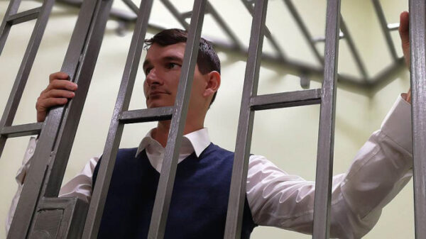 Блогера-активиста из Сочи Александра Валова посадили в штрафной изолятор