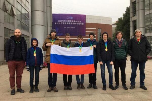 Два уральских школьника стали чемпионами Китайской национальной олимпиады по математике