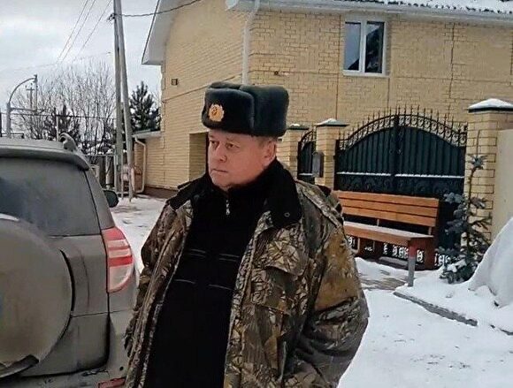 Экс-начальник свердловского управления МЧС Заленский оказался втянут в земельную тяжбу