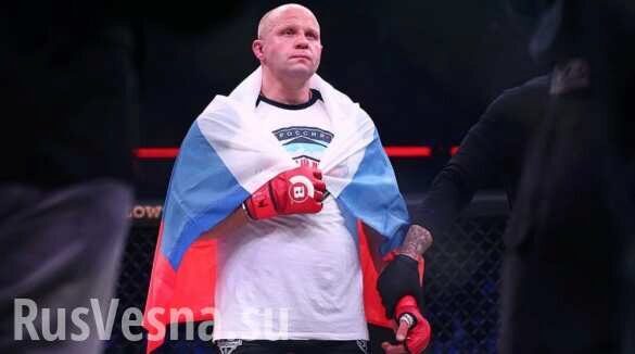 Фёдор Емельяненко нокаутировал американского экс-чемпиона UFC (ВИДЕО)