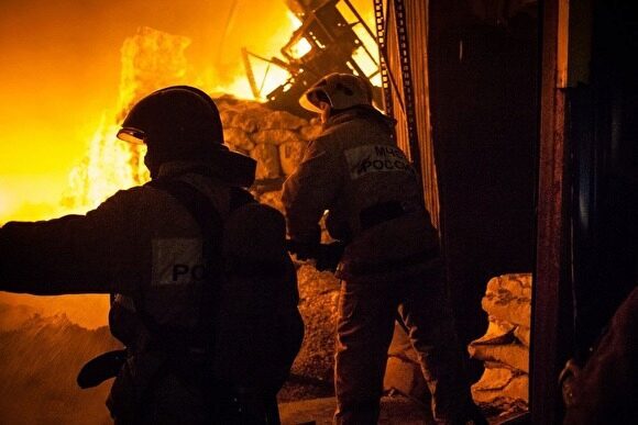 На Ямале проводится доследственная проверка по факту гибели трех мужчин при пожаре