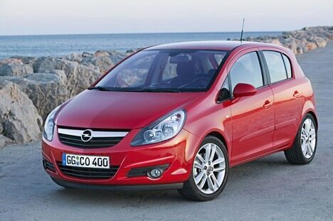 Opel возобновил продажи автомобилей в России