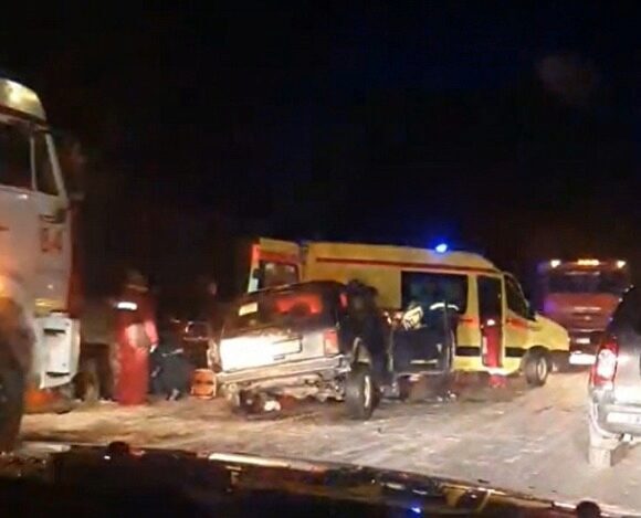 Пять человек пострадали в ДТП на трассе Нефтеюганск — Пыть-Ях