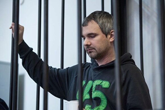 Суд отказался отпускать из колонии Дмитрия Лошагина