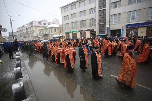 В Екатеринбурге обещали не перекрывать дороги для крестного хода в честь св. Екатерины