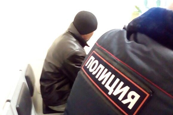 Житель Губкинского получил реальный срок за издевательства над подростком и вымогательство