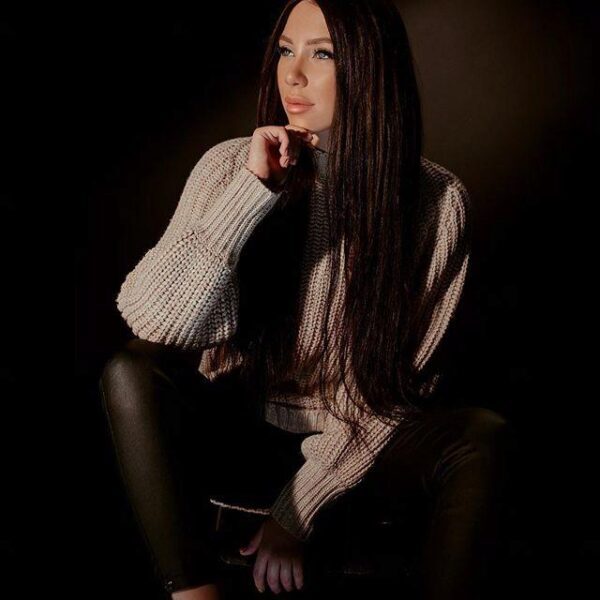Звезда проекта "Дом-2" Алена Рапунцель позвала нового возлюбленного Кирилла Кондратьева на проект "Дом-2"