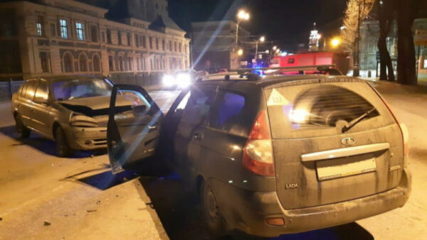 Липчанин попал в жесткое ДТП в центре Воронежа