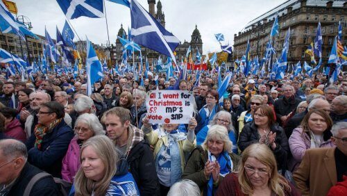 Митинги и пикеты в память о Brexit требуют проведения второго референдума в Шотландии