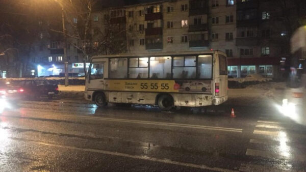 Пенсионерка попала под колеса автобуса в Липецке
