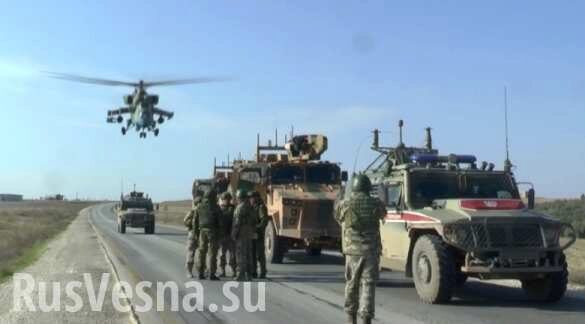 Сирия: боевые вертолёты ВКС РФ пролетают в метрах над турецкой бронетехникой — яркие кадры (ВИДЕО)