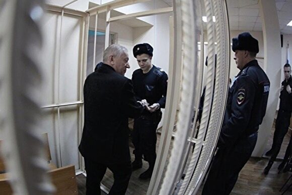 СК просит суд продлить срок ареста экс-главе Челябинска Евгению Тефтелеву