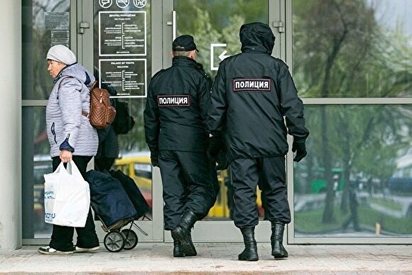 Челябинским полицейским пришлось ехать в Карелию, чтобы поймать курьера с 5 кг наркотиков