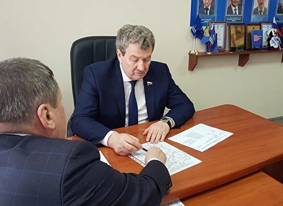 Депутат Госдумы отчитал коллег из Копейска за скучное обсуждение отчета мэра