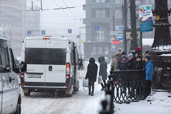 На трассах Челябинской области открыли движение для фур и для некоторых автобусов