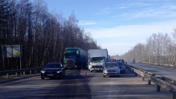 Названа предварительная причина столкновения грузовиков в Липецке