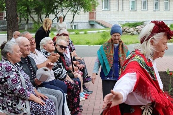 Постояльцы новосибирского Дома ветеранов пожаловались на издевательства сотрудников