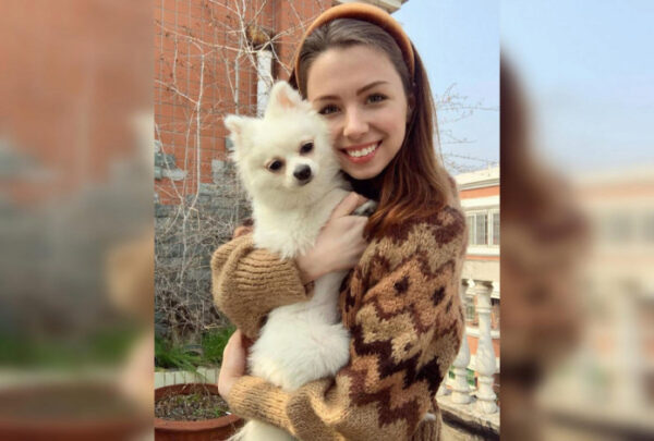Украинка не захотела уезжать из «зараженного» Уханя без своей собачки