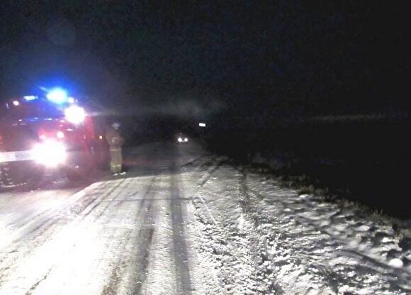 В Челябинской области мужчина слетел со снегохода и упал в 50-метровый овраг