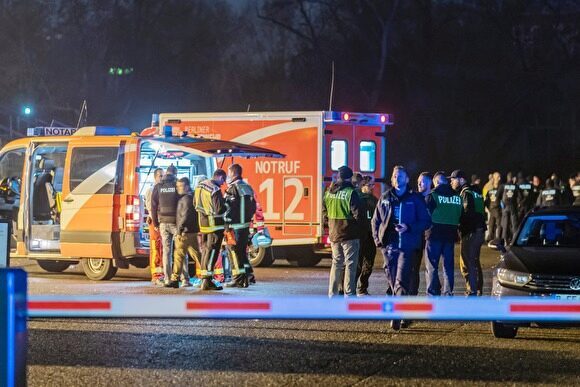 В Германии восемь человек погибли во время стрельбы в кальянных