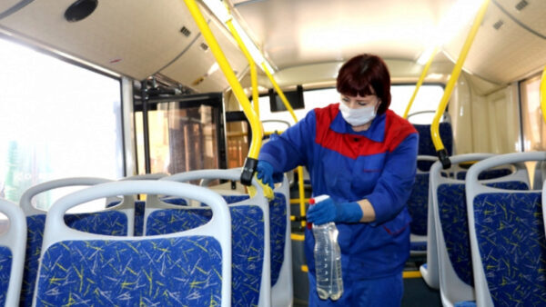 Липецкие автобусы дезинфицируют спиртосодержащими жидкостями
