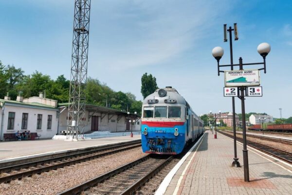 Россияне смогут возвратиться из Украины на поезде