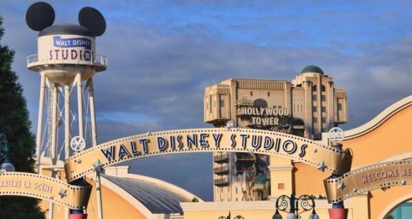 Студия Disney остановила съемки фильмов из-за коронавируса