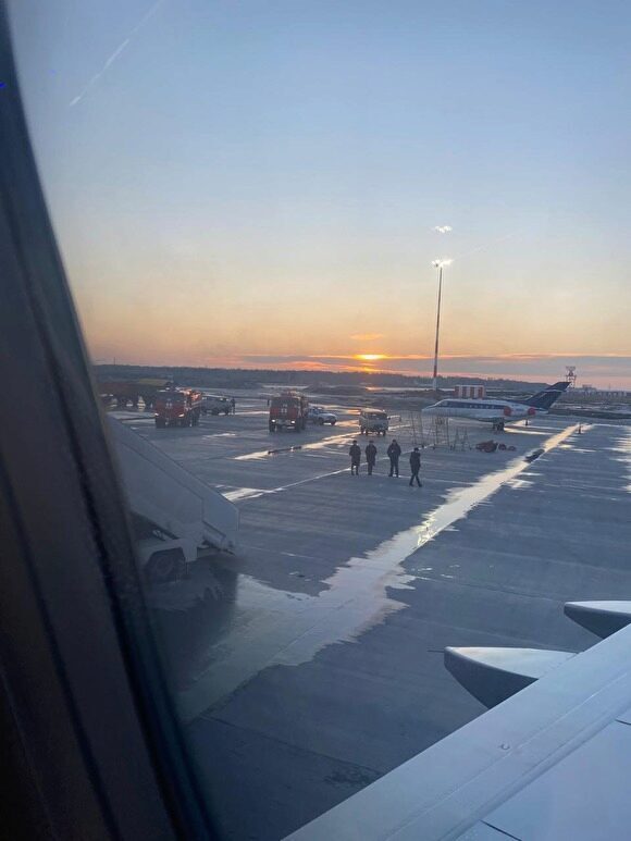 В аэропорту Челябинска провели спецоперацию из-за сообщения о минировании самолета