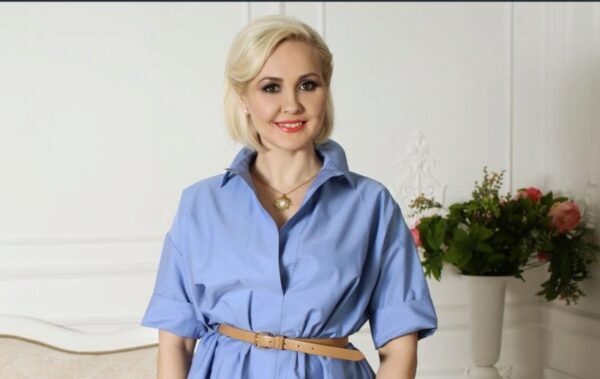 "Берегу себя и близких": Василиса Володина среагировала на слухи про уход из "Давай поженимся!"