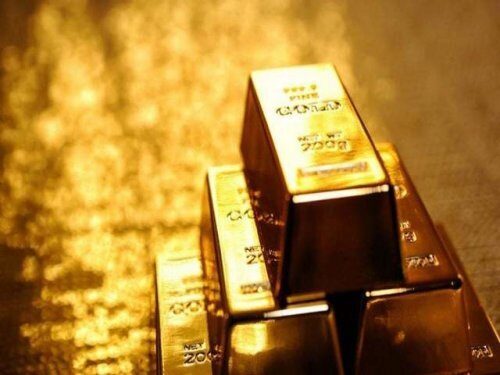 ﻿Цены на золото достигли рекордного уровня на фоне опасений инвесторов по поводу экономического спада из-за COVID-19