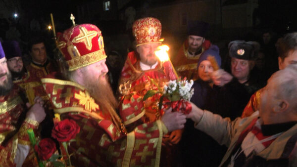 Из-за коронавируса церемония схождения Благодатного огня пройдет без паломников