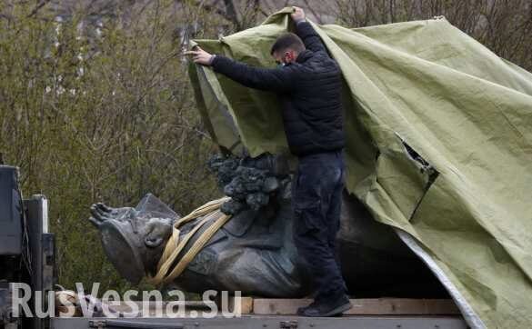 Памятник легендарному маршалу Коневу, снесённый в Праге, могут установить в Москве (ФОТО)