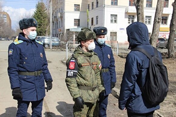 Полиция Челябинской области за два дня составила 69 протоколов на гуляющих жителей
