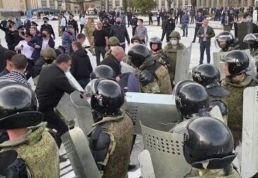 Участников митинга во Владикавказе арестовали. Глава республики обещал, что всех отпустят