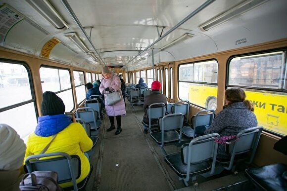 В Екатеринбурге продлят проездные на общественный транспорт на время нерабочих дней