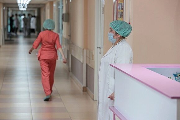 В Еманжелинске отделения горбольницы закрыли на карантин из-за коронавируса у сотрудницы