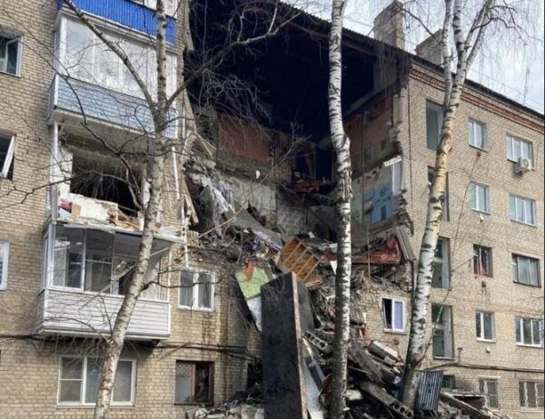 В Подмосковье прогремел взрыв в жилом доме: обрушился целый подъезд