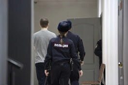 «Интерфакс»: в Москве задержан экс-полицейский, подозреваемый в участии в ОПГ