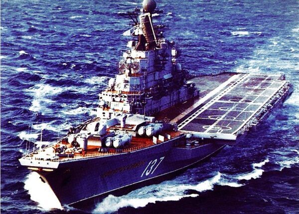 "Новороссийск": легендарный крейсер СССР с самым лучшим вооружением