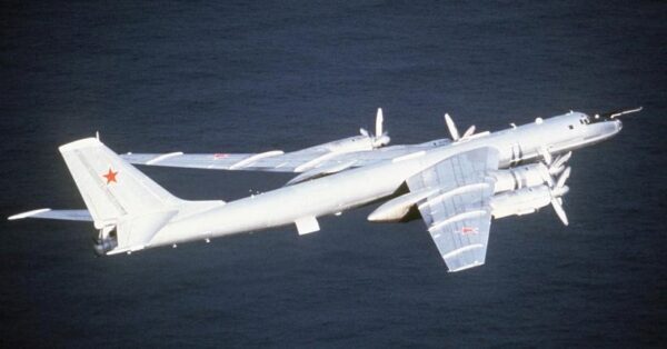 Попытка отогнать российские Ту-142 от Аляски обернулась позором для ВВС США