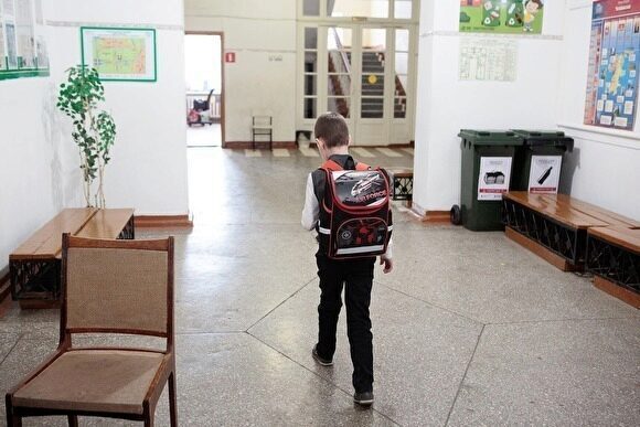 Путин предлагает обязать школы прививать детям патриотизм и уважение к «героям Отечества»