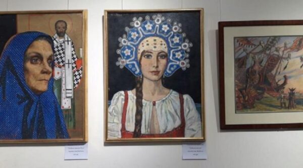 ГБР Украины решило оставить картины Порошенко в музее