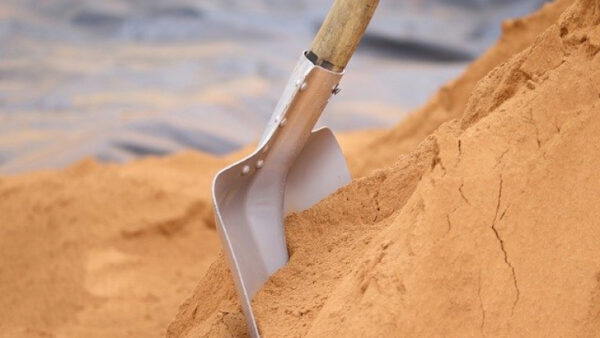 Незаконный песочный бизнес в Липецке «рассыпался» из-за прокуратуры