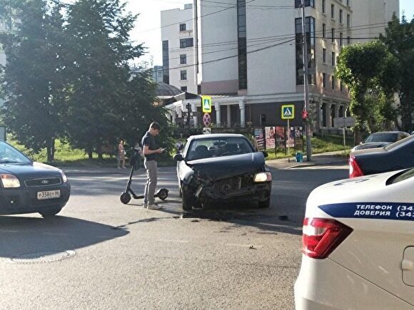 Одна из пострадавших в крупном ДТП в Екатеринбурге скончалась в больнице